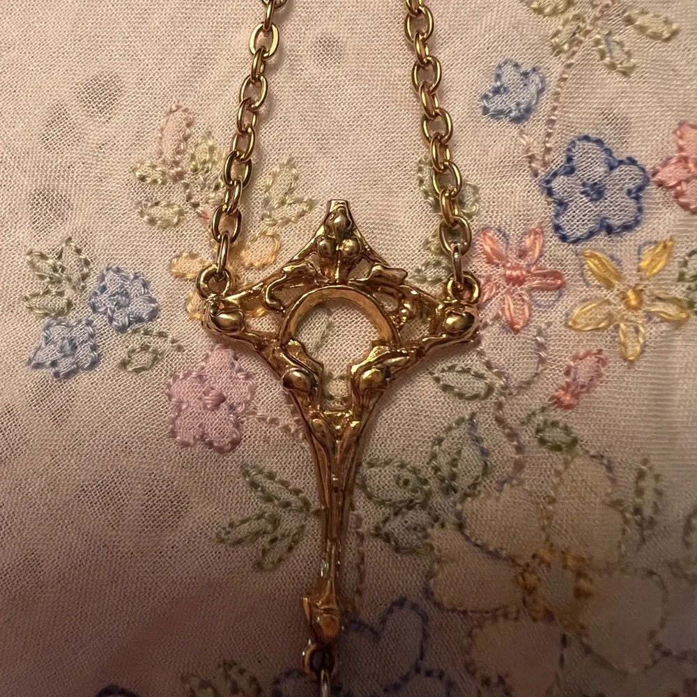 Gold Flower Oval Locket Necklace - Picture 2 of 6
